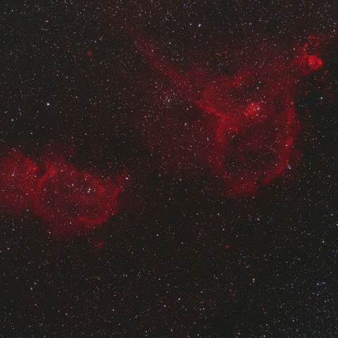 ハート星雲と胎児星雲