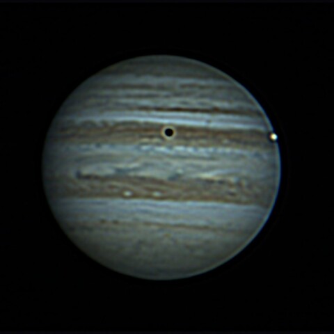 10月12日の木星と衛星イオ