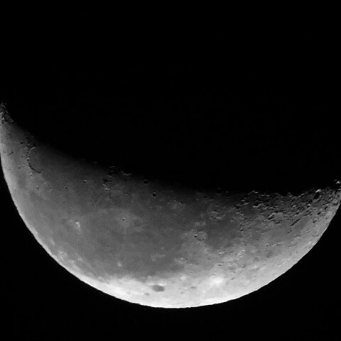 10月23日早朝の月