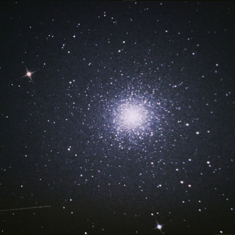 自動追尾経緯台で写す M13