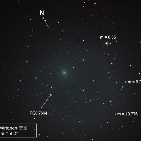 南に低い 46P ビルタネン彗星 11月3日夜