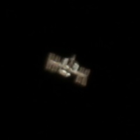 雲間からのISS