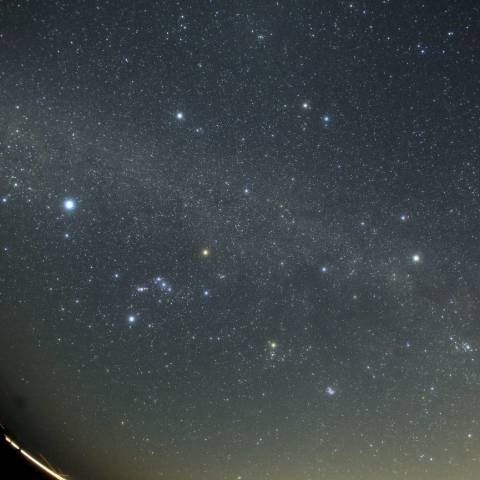 去り行く冬の星座たち