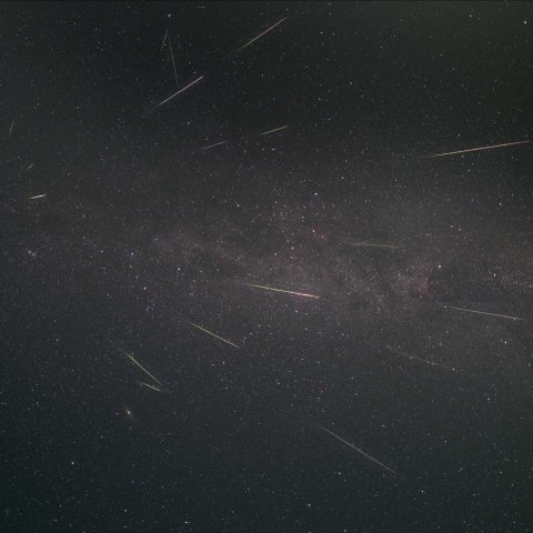 ペルセウス流星群（8/13）