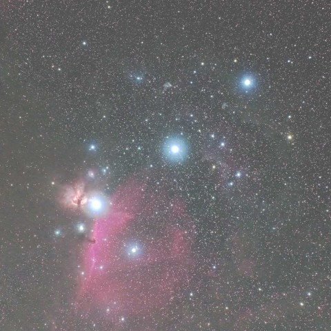 オリオン座三ツ星付近