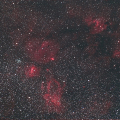 クワガタ星雲から洞窟星雲