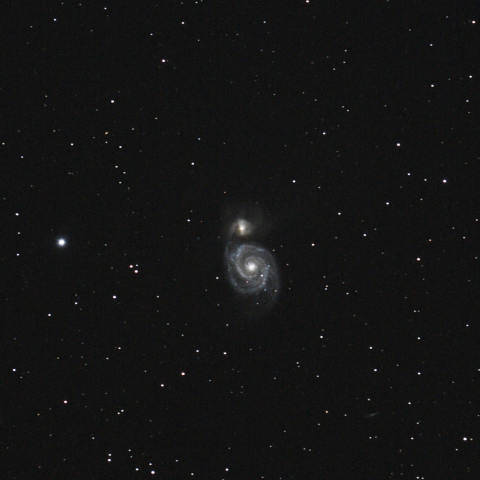 M51(子持ち銀河)