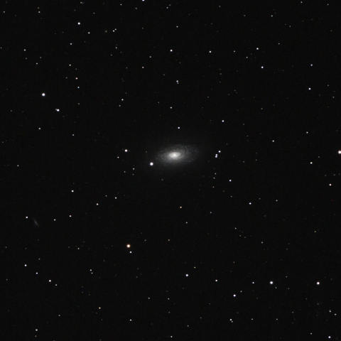 M63(ひまわり銀河)