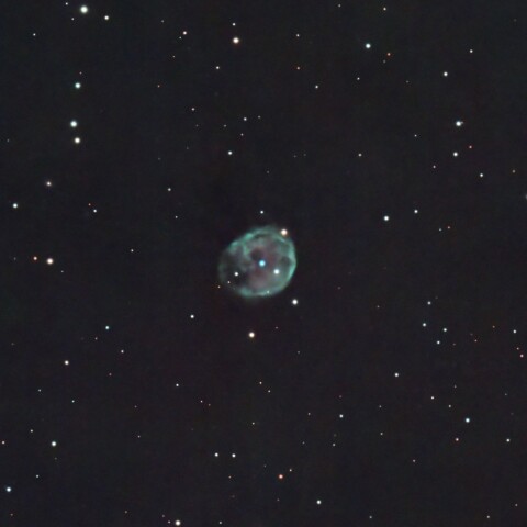 どくろ星雲（NGC246）