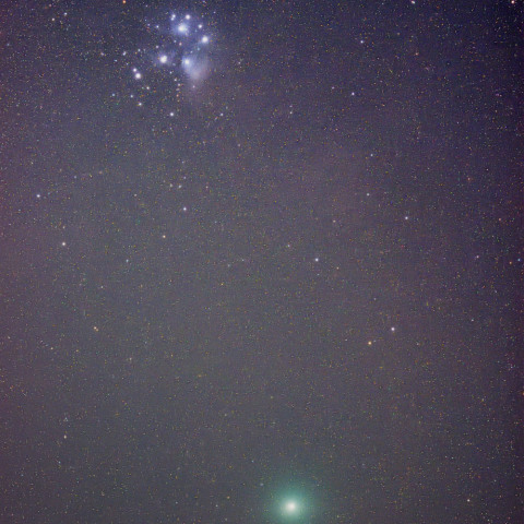 すばるに接近するウィルタネン彗星