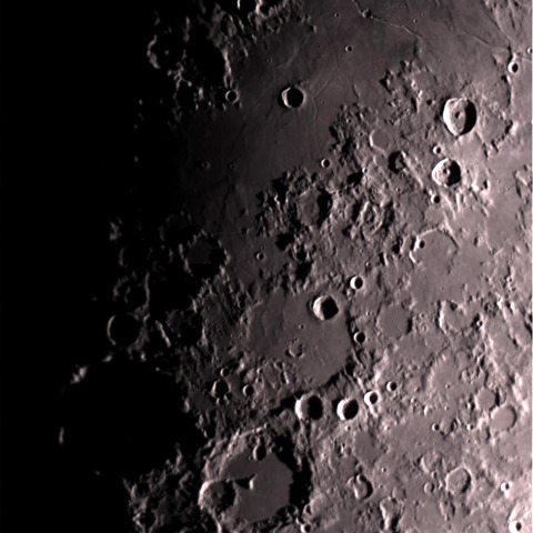 中央の入り江からヒッパルコス