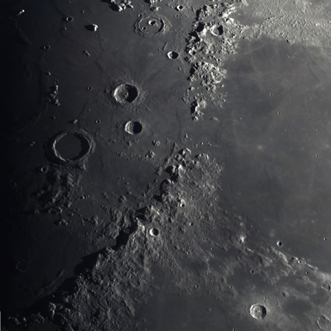 アルプス山脈から蒸気の海