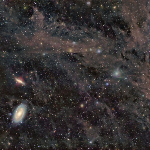 M81、M82と付近の分子雲
