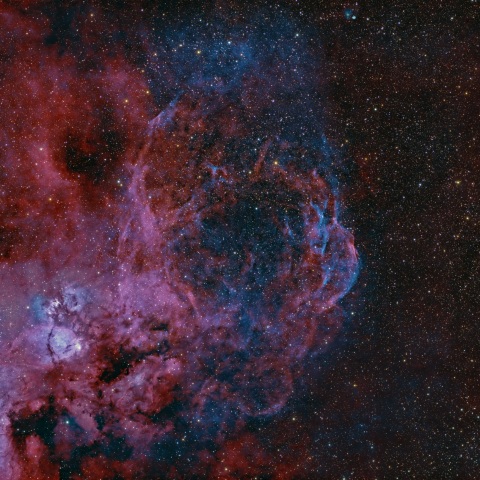 超新星残骸 SNR G132.6+01.5