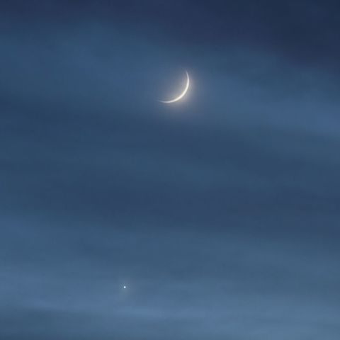 月齢2の月と金星接近
