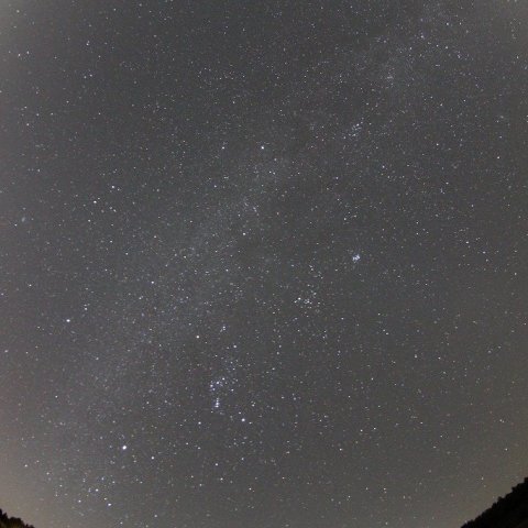鳴沢村から見た天の川　（秋）