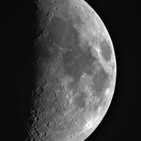 2023年7月25日の月