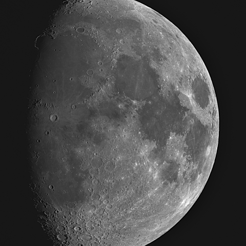 2023年8月26日の月