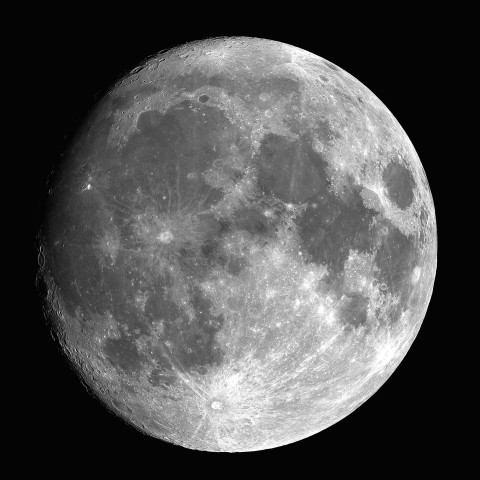 2023年8月29日の月