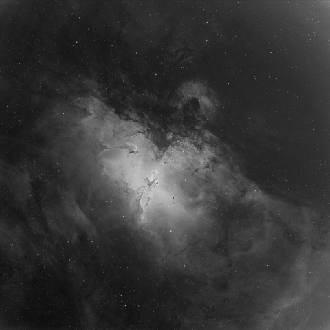 M16 散開星団+散光星雲 へび座（わし星雲）創造の柱