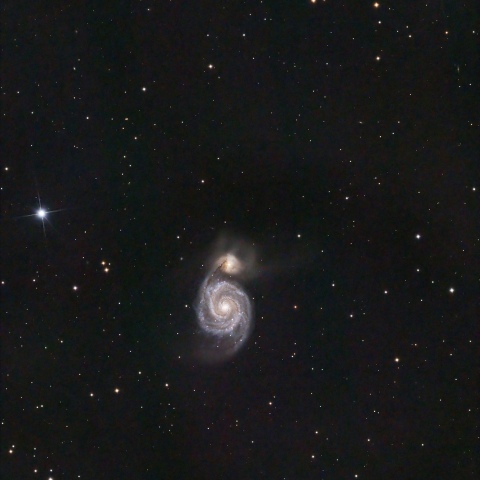 M51 子持ち銀河　りょうけん座
